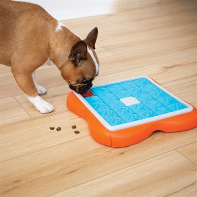 Nina Ottosson Challenge Slider Oranje / Blauw 38X38X5 Cm